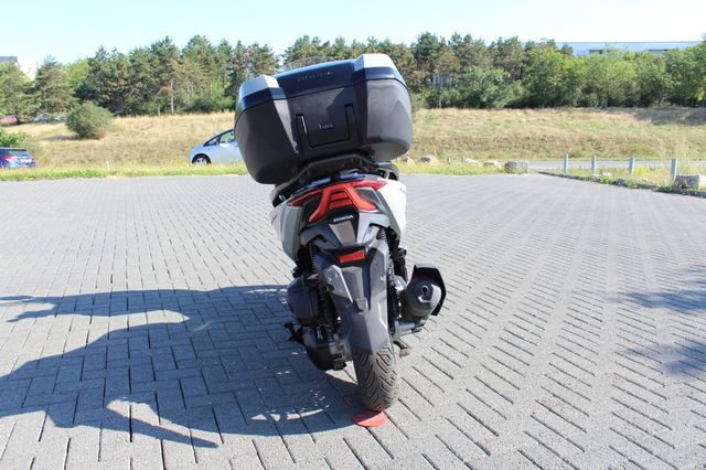 Honda FORZA 125