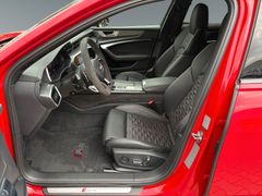 Fahrzeugabbildung Audi RS6 Avant 4.0 TFSI AHK Leder 22"Alu * 800 PS *