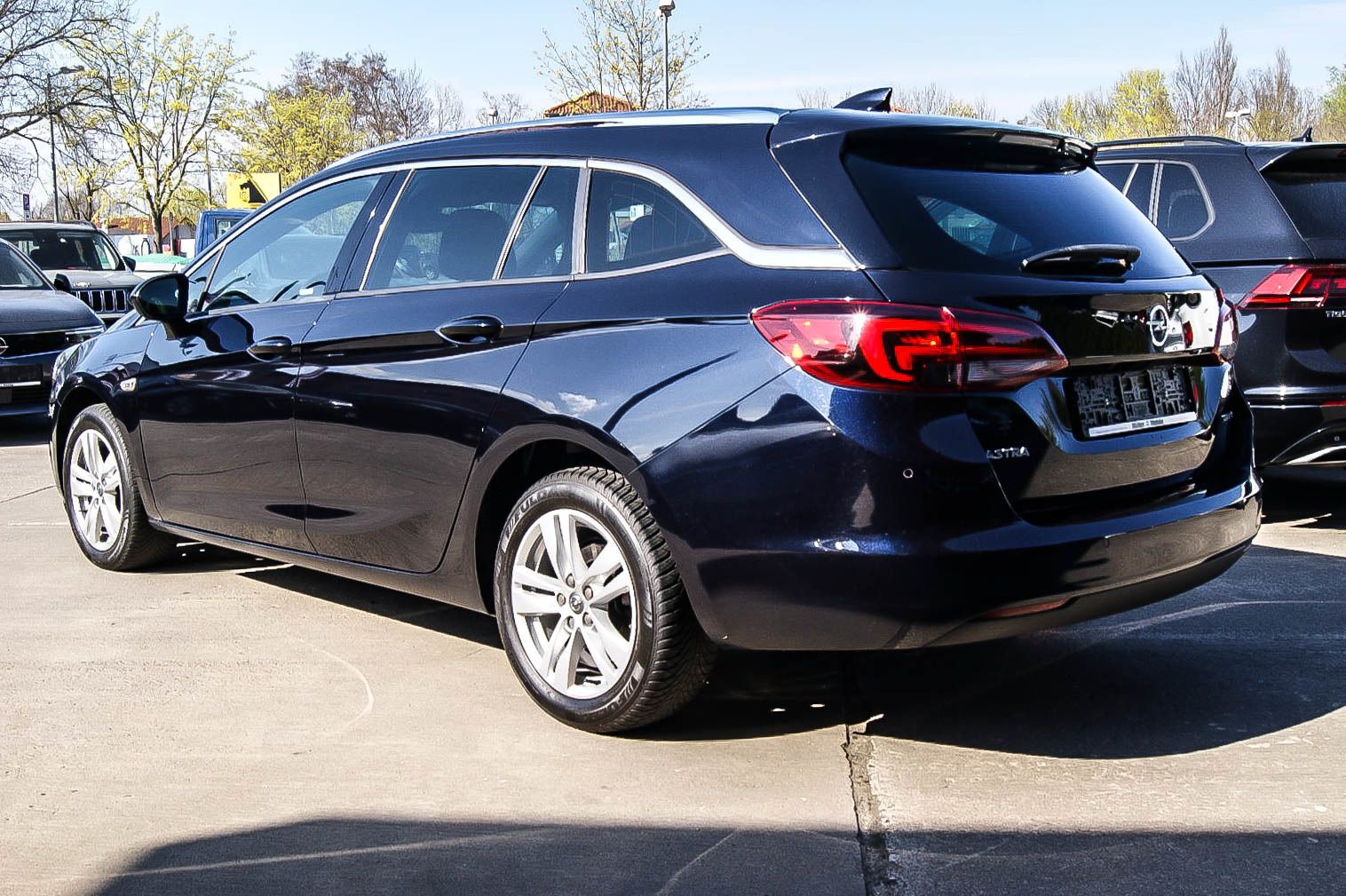 Fahrzeugabbildung Opel Astra K Sports Tourer 14 Dynamic NAVI 900 KAMERA