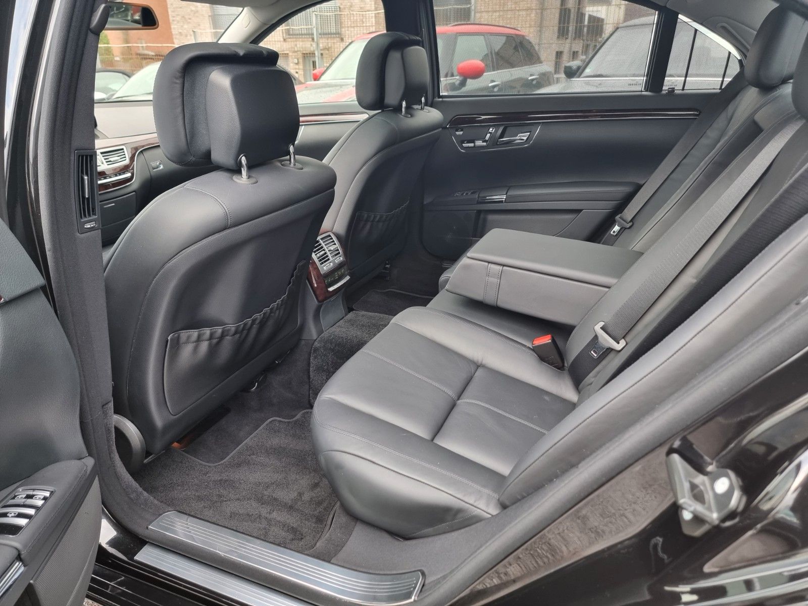 Fahrzeugabbildung Mercedes-Benz S 500 L/Originale 22.700 km/Erstlack