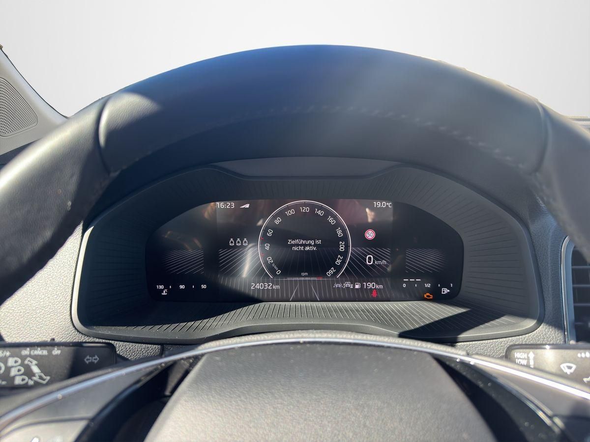 Fahrzeugabbildung SKODA Karoq Selection 1.5 TSI 110 kW