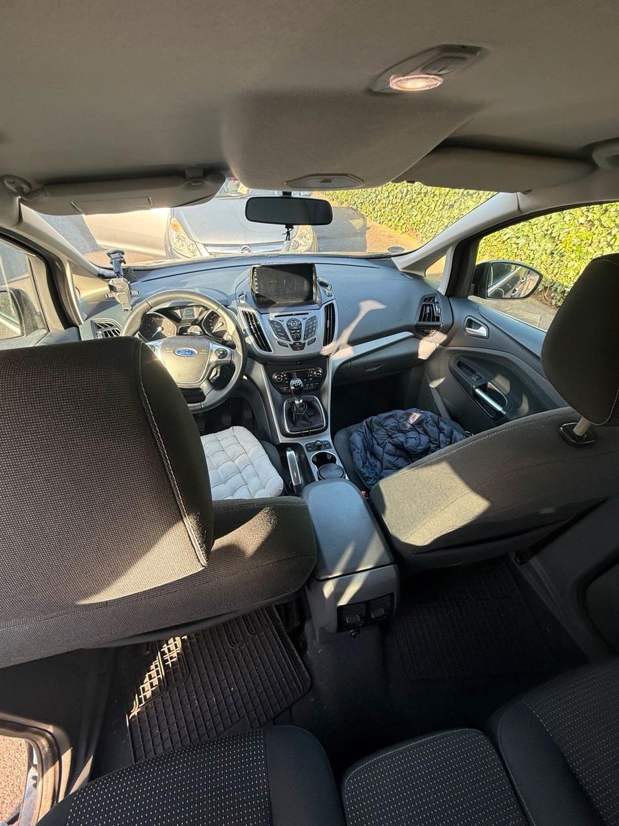 Ford C-MAX 2012 — photo 8