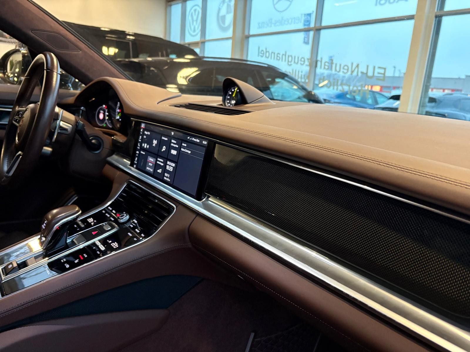 Fahrzeugabbildung Porsche Panamera Turbo S E-Hybrid Executive