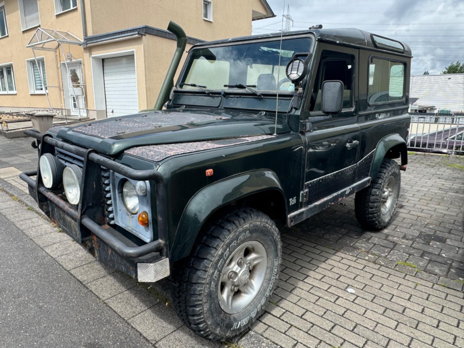 Land Rover Defender *113PS Diesel* 300TDI*Alles eingetragen