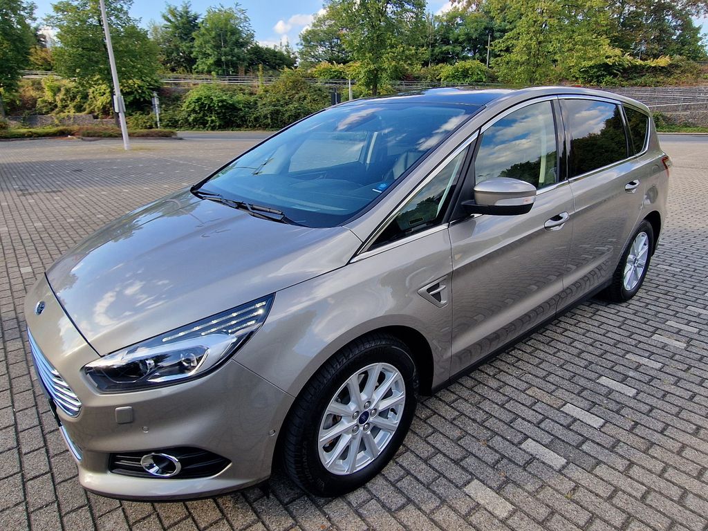 Image of Ford S-Max