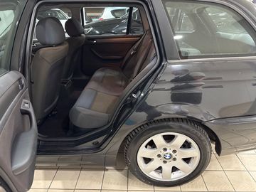 BMW 320 - 12