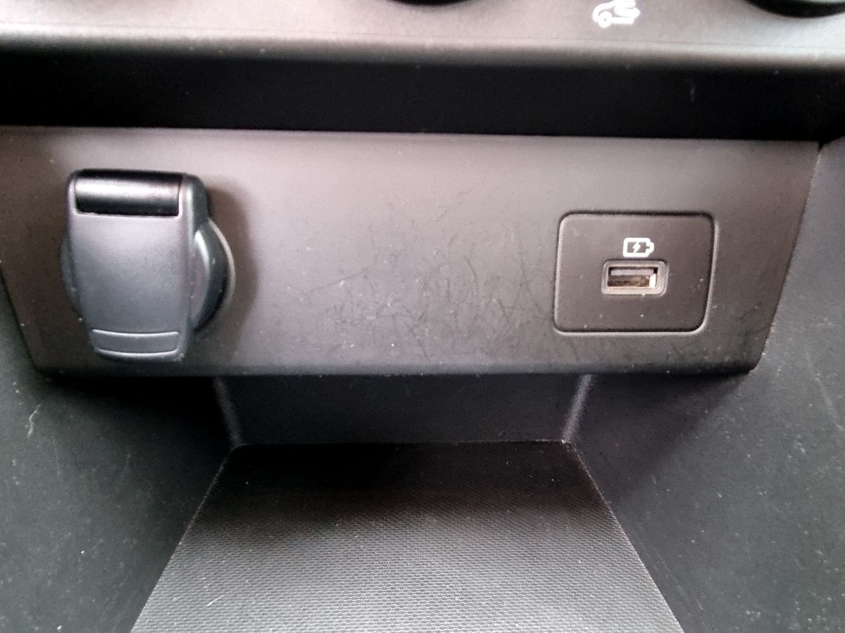 Fahrzeugabbildung Dacia Jogger Expression TCe 110