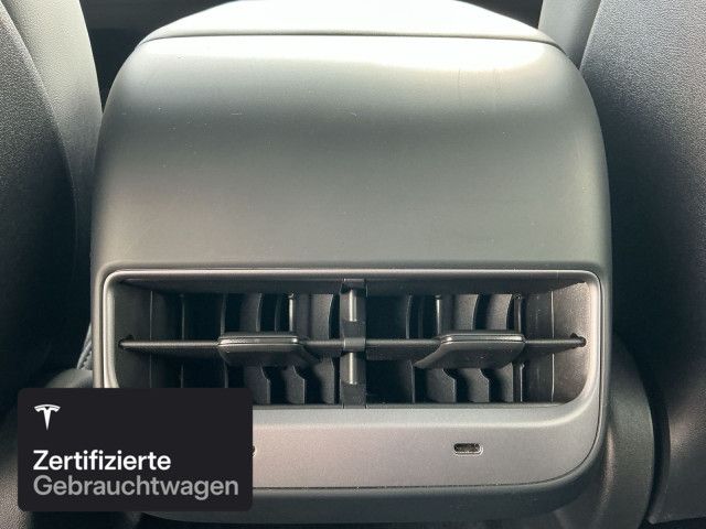 Tesla Model Y Long Range AWD foto 5