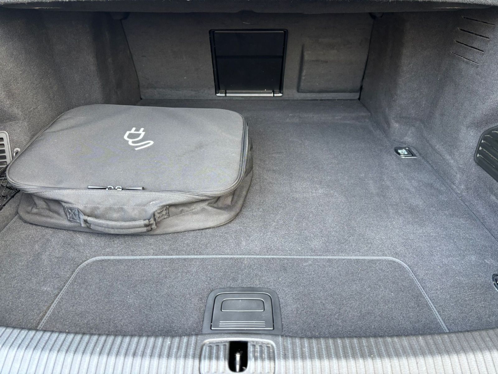 Audi A8 - Bild 17