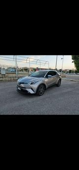 Toyota C-HR 1.8 Hybrid E-CVT Lounge - Toyota C-HR: Limousine