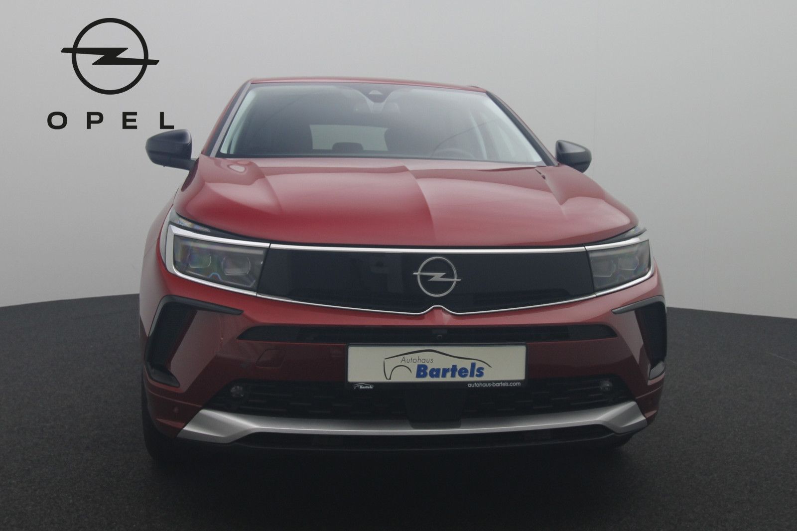 Fahrzeugabbildung Opel Grandland X 1.2 Elegance