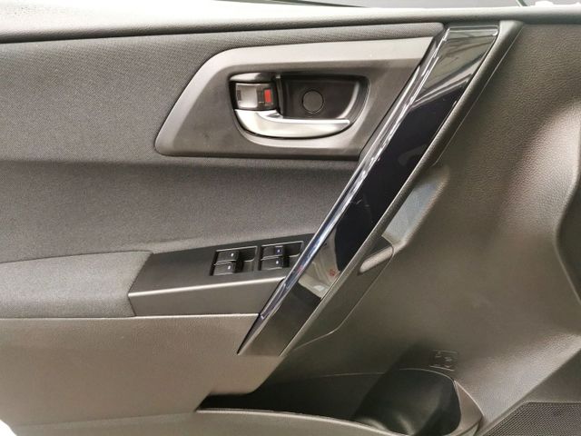 Toyota Auris Hybrid Edition-S Automatik Navi Kamera LED