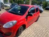 Renault Twingo je t'aime - Renault Twingo mit Benzin-Antrieb: Kleinwagen, Je T Aime