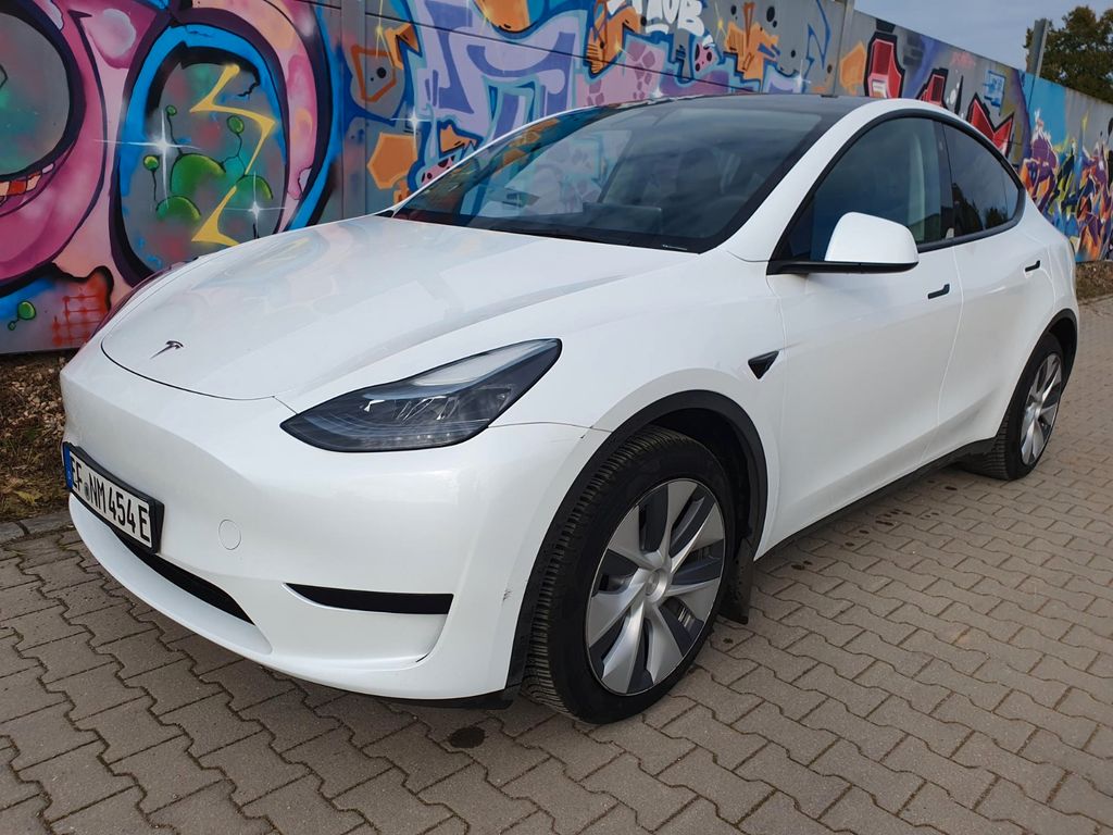 Image of Tesla Model Y