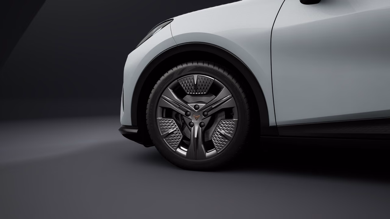 Cupra Raval Plus 99kW/135 PS*AHK*EDGE PACK*BELOW PACK*
