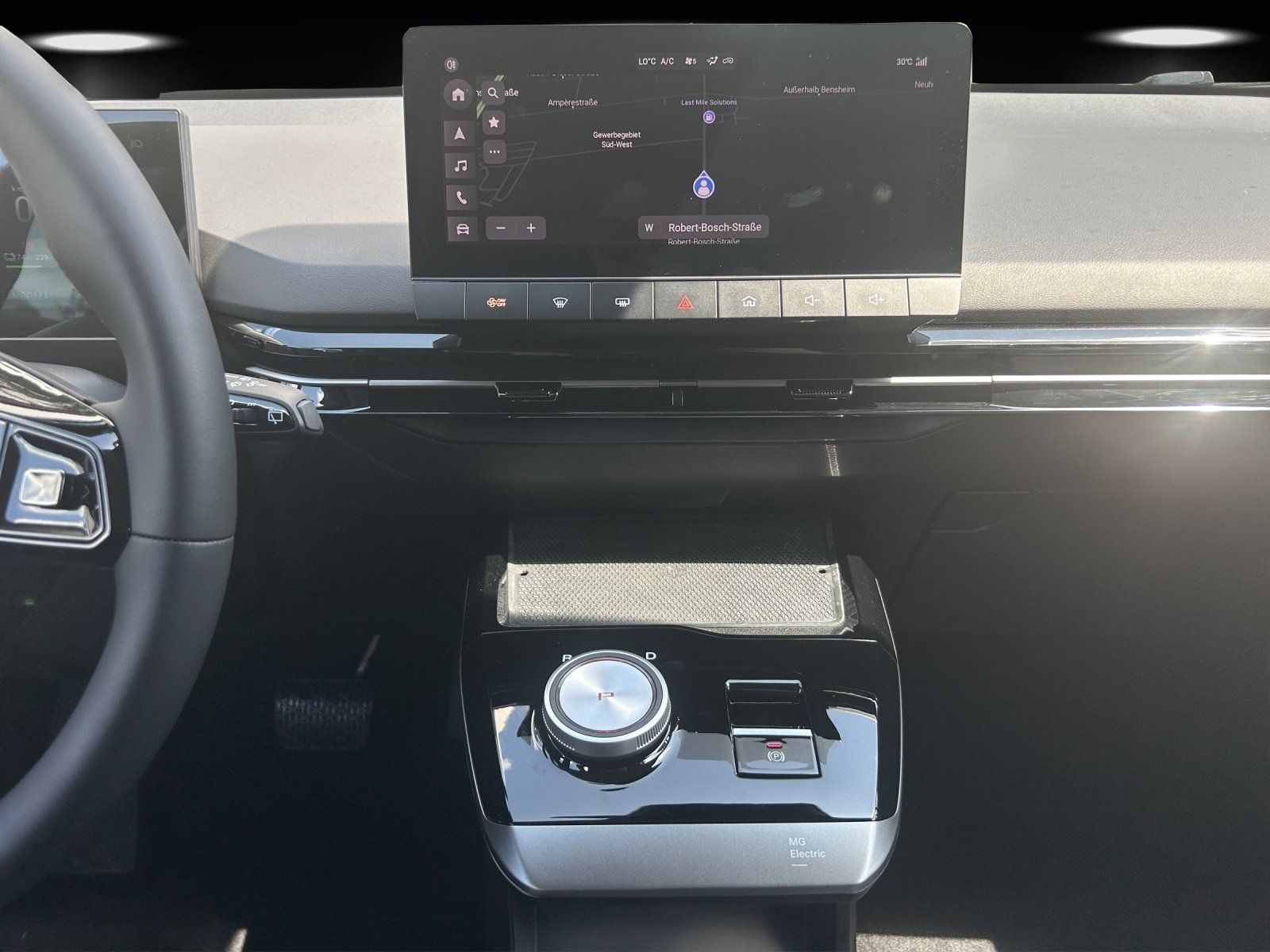 Fahrzeugabbildung MG MG4 Electric Luxury