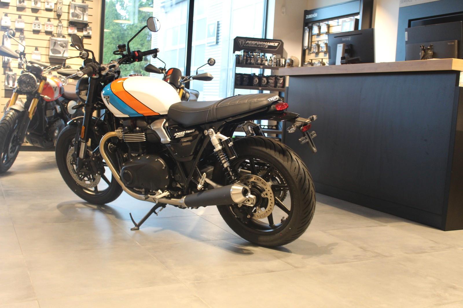 Triumph Speed Twin 900 *Am Lager*
