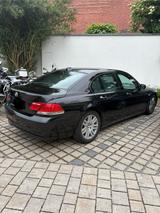 BMW 750 i megavollaustattung Facelift - BMW 750 aus 2010: 750i