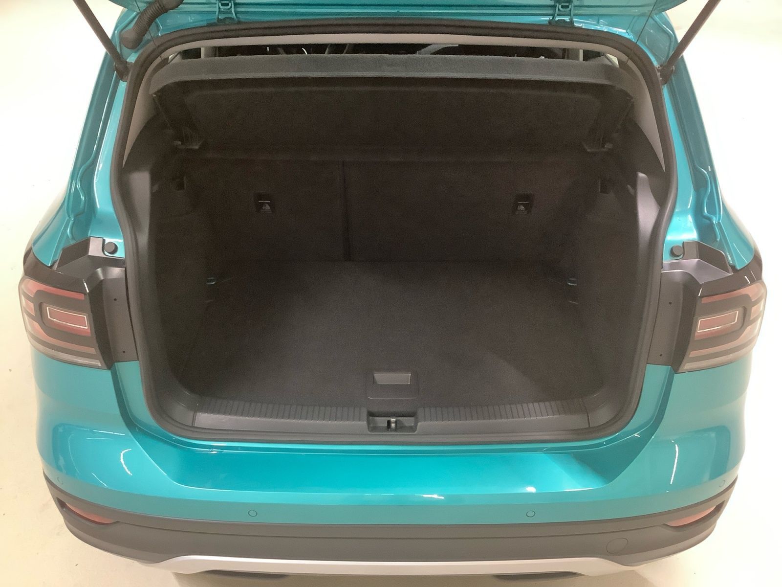 Volkswagen T-Cross 85kW ACC ALLWETTERR LED ALU