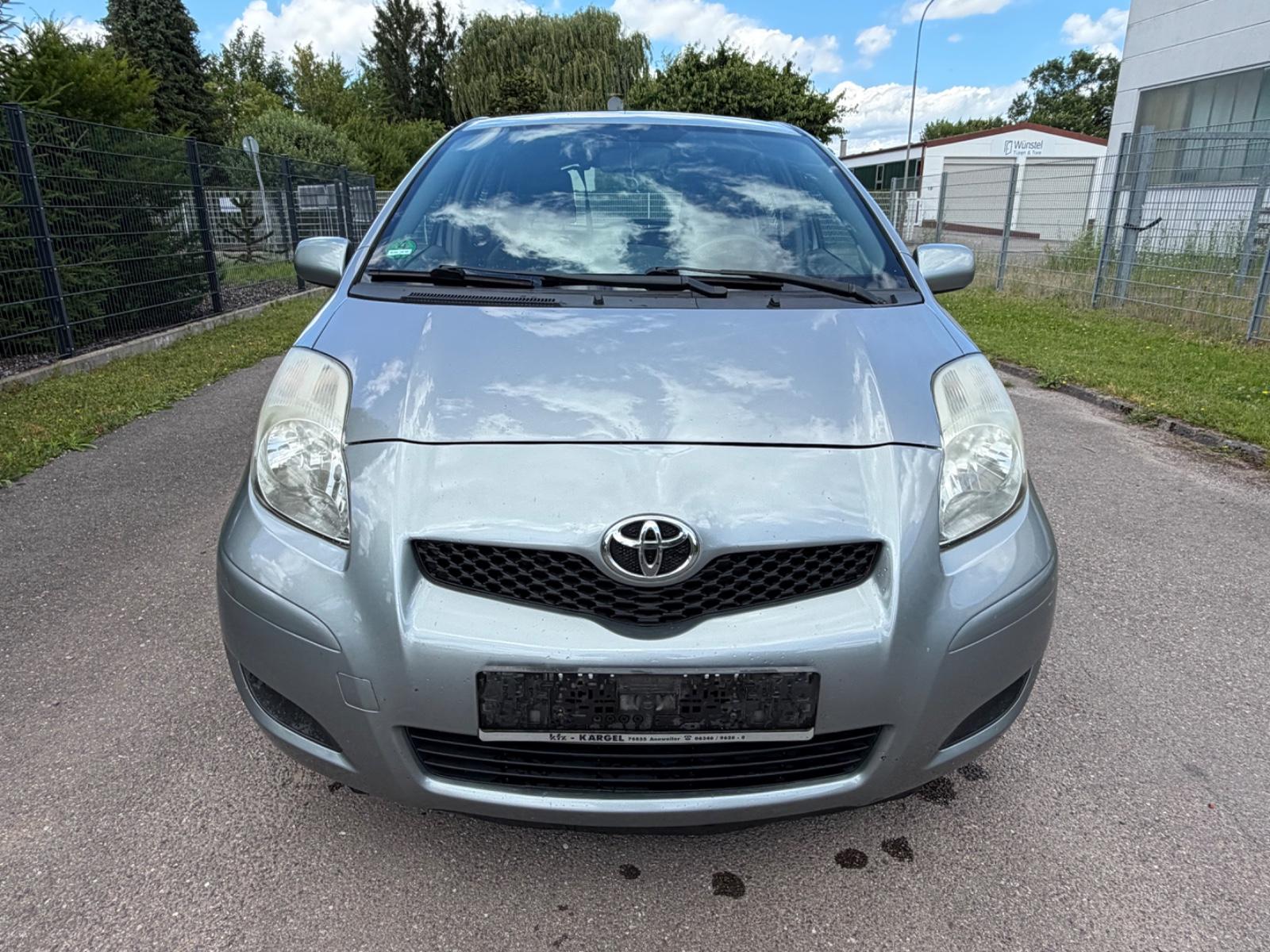 Toyota Yaris 1,33-l-Dual-VVT-i Cool