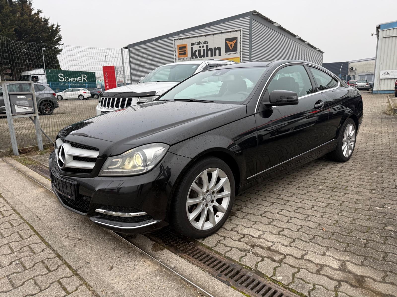 Mercedes-Benz C 220 CE220 SPORT COUPE AUTOMATIK ,PANORAMA