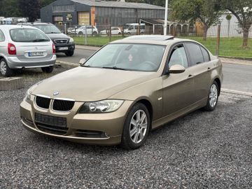 BMW 320 - 2