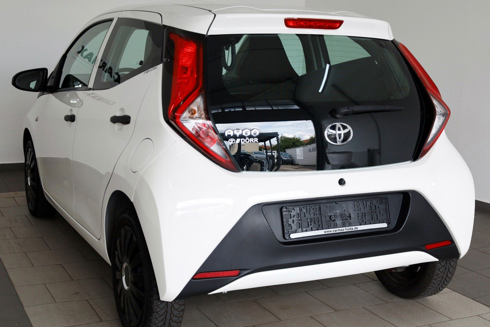 Fahrzeugabbildung Toyota Aygo AYGO x Modellpflege,Klima, 8 fach bereift!