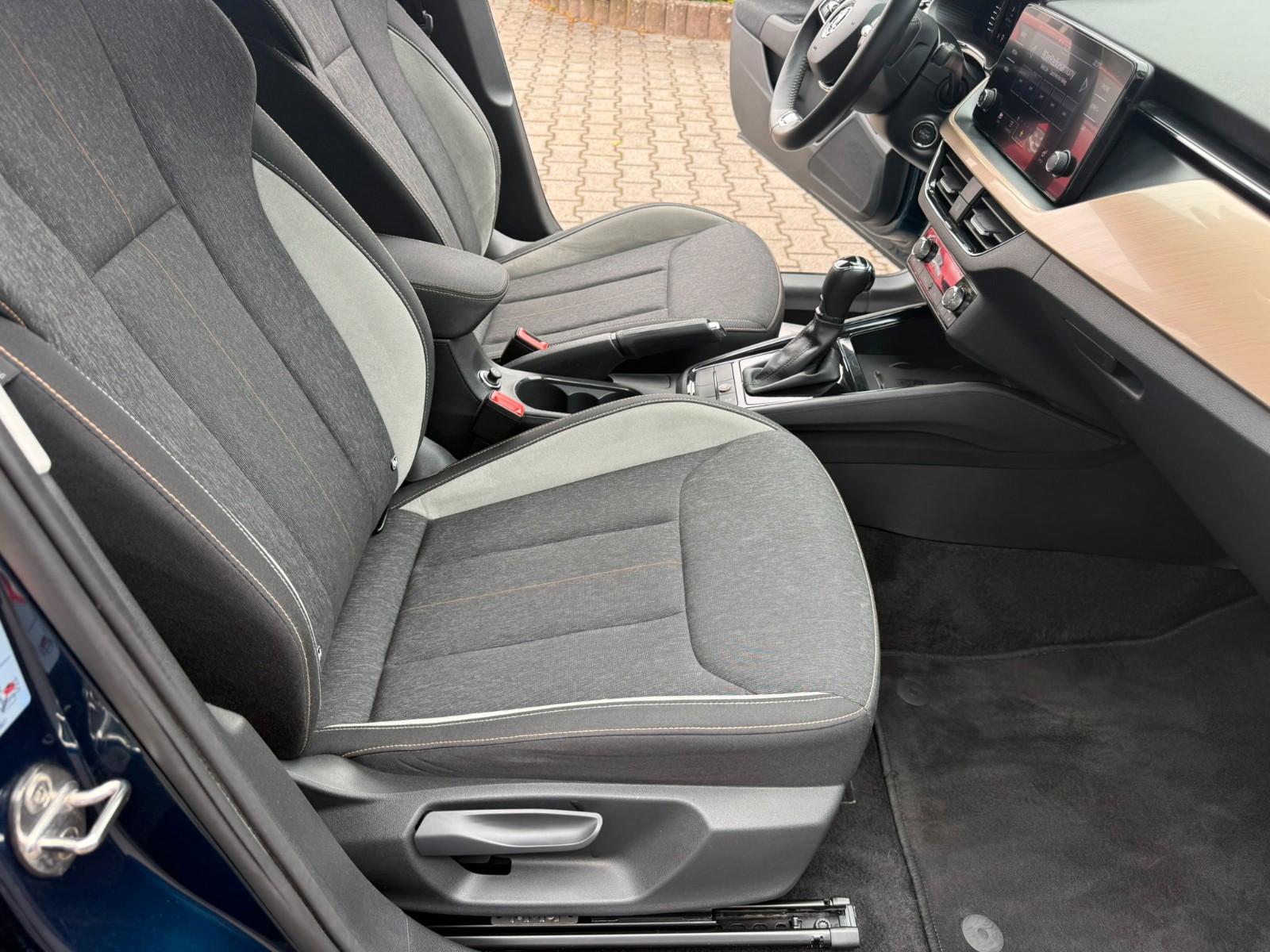 Skoda Kamiq Style VIRTUAL KLIMA ALU PDC KAMERA AHK FSE, миниатюра 23