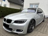 BMW 325i 330i e92 N53 M-Paket Schalter Tit... - BMW 325 Coupé 325i m paket mit Benzin-Antrieb