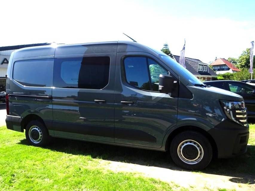Fahrzeugabbildung Nissan Interstar Kastenwagen Hochdach 3,5t L2H2 N-Conne
