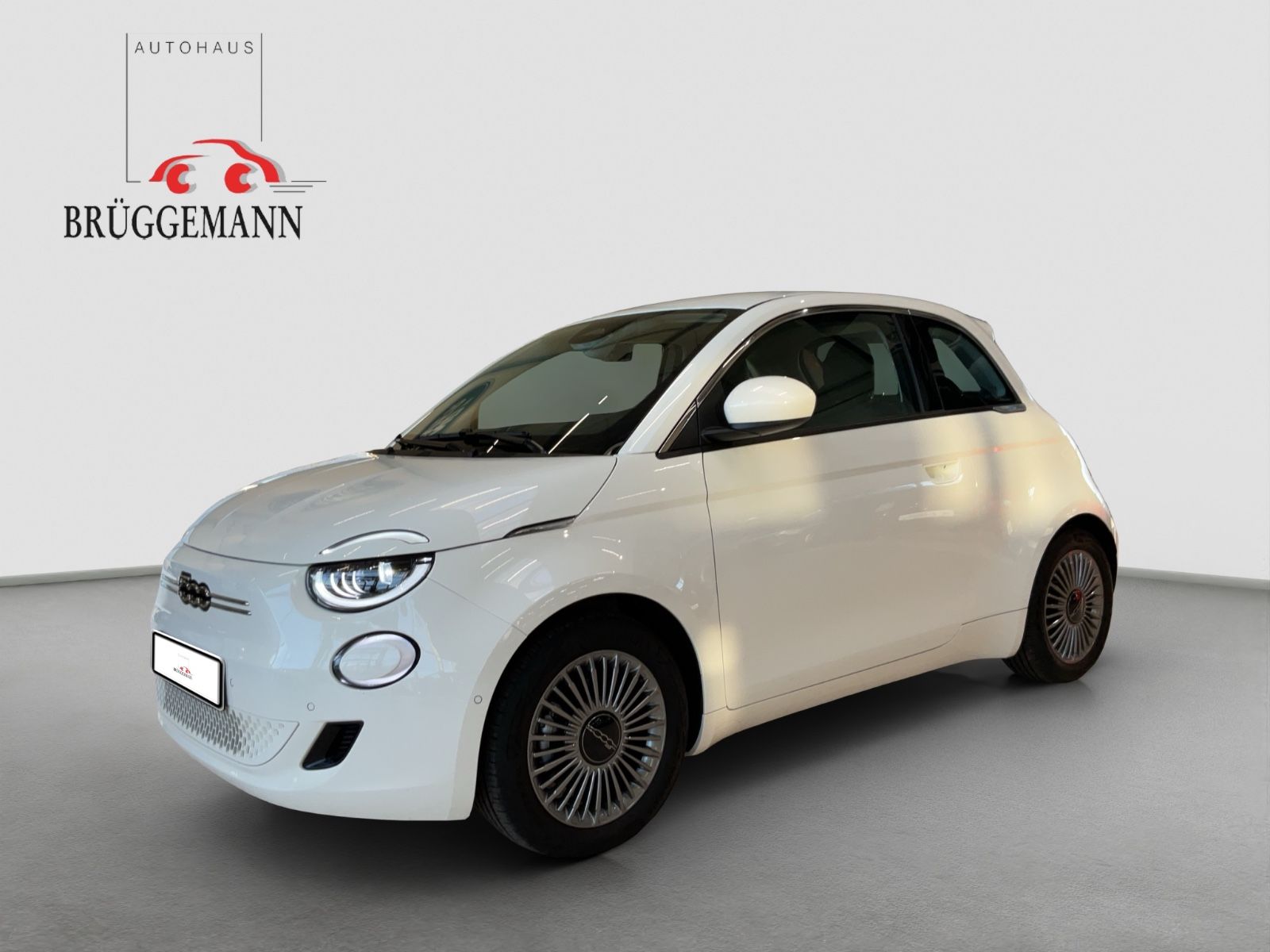 Fahrzeugabbildung Fiat 500e + Komfort Paket, Style Paket