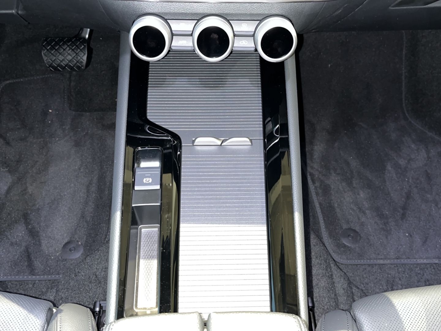 Superb Combi L&K 2.0 TDI 110kW 7 Gang DSG SOFORT