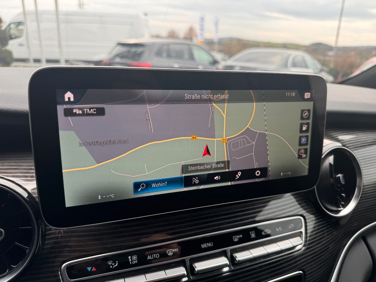 Fahrzeugabbildung Mercedes-Benz EQV 300 AVANTGARDE 360Kamera DISTRONIC Leder