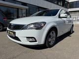 Kia cee'd 1.6 Sportswagon Tüvneu  2hand Klima Türen5 - Kia cee'd Sportswagon aus 2011