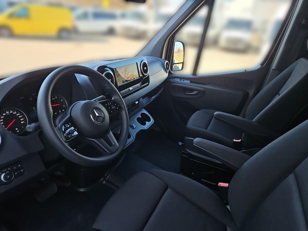 Fahrzeugabbildung Mercedes-Benz Sprinter 317 Tourer L3H2 9 Sitze Dachklima 10''