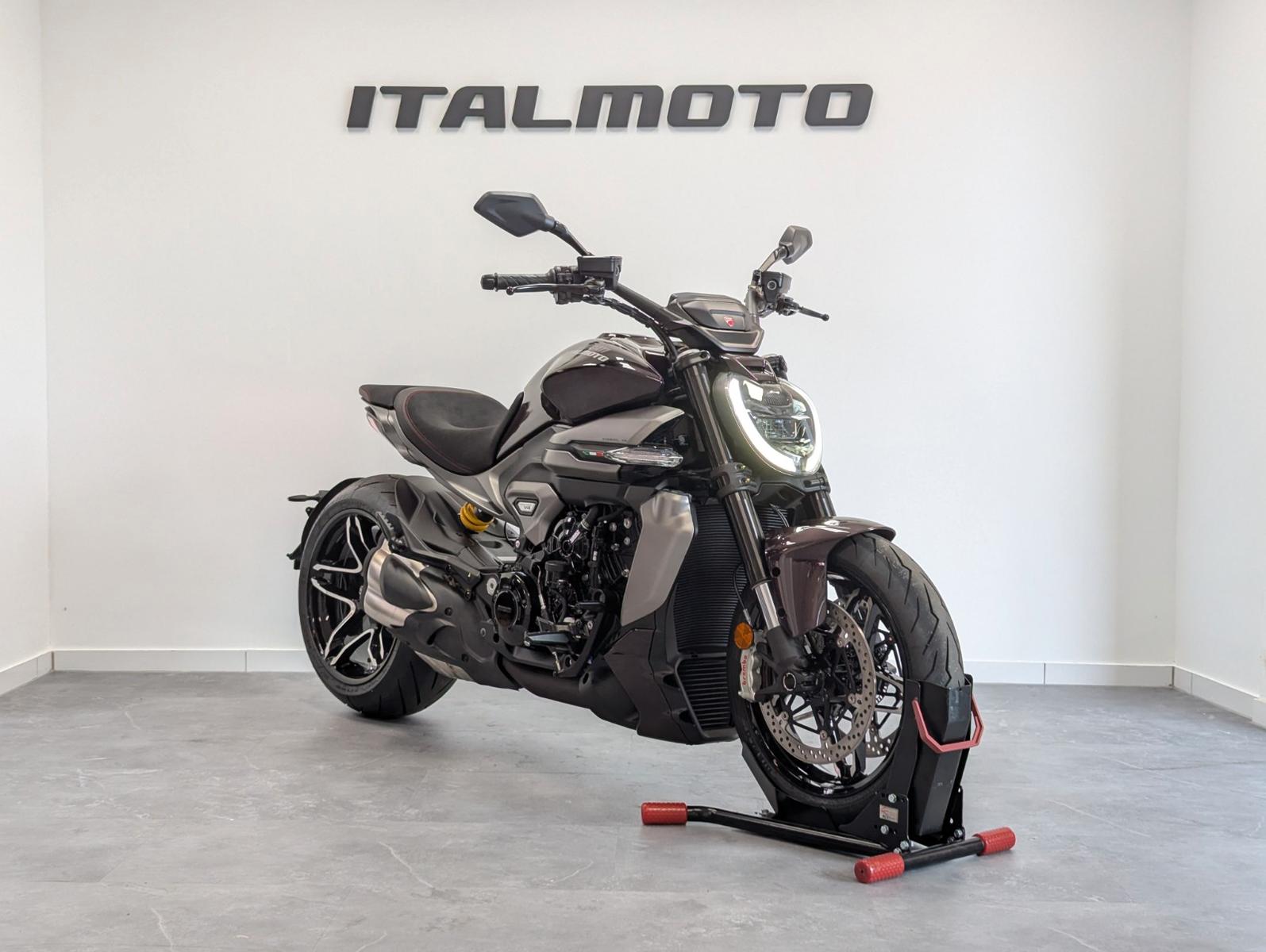 Ducati X-DIAVEL V4 E5+