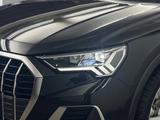 Audi Q3 35TFSI AHK LED NAVI EINPARKH SPORTS SITZH - Audi Q3: Schwarz