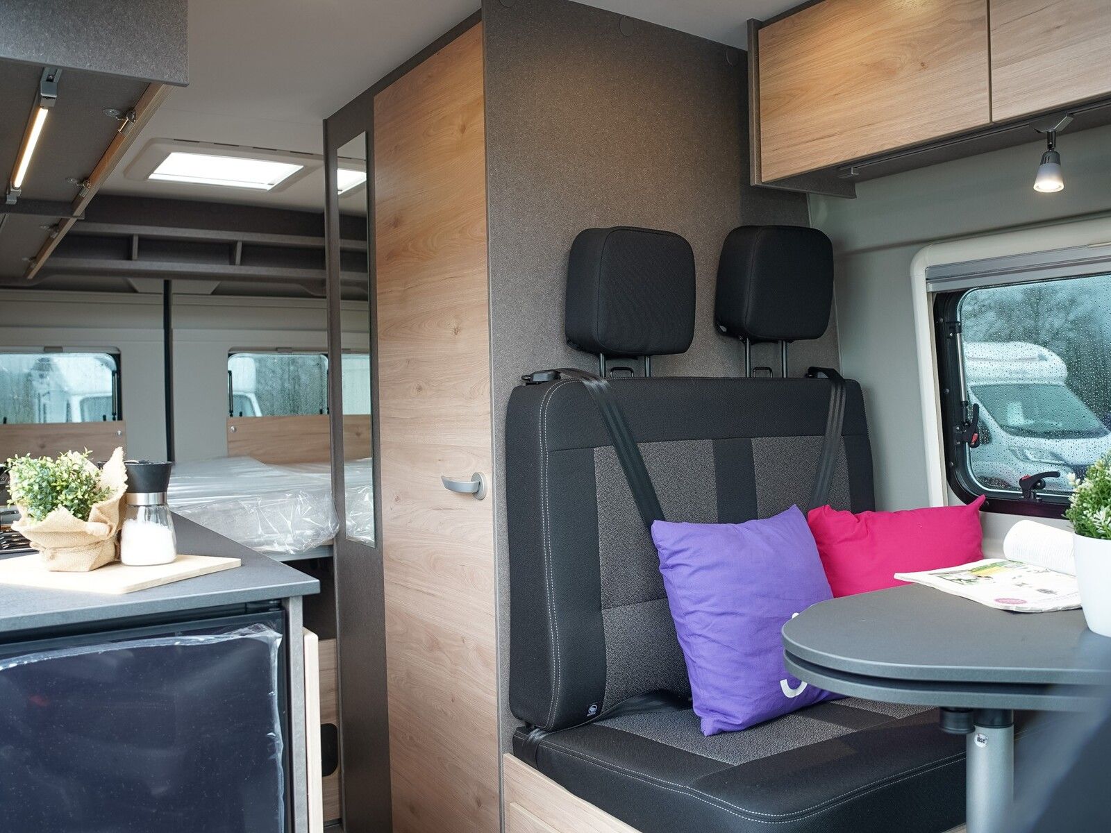 Fahrzeugabbildung Dethleffs Globetrail Active 600 DS Fiat Expedition Grau