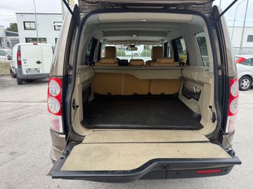 Land-Rover Discovery - 11