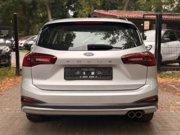 Ford Focus - 8