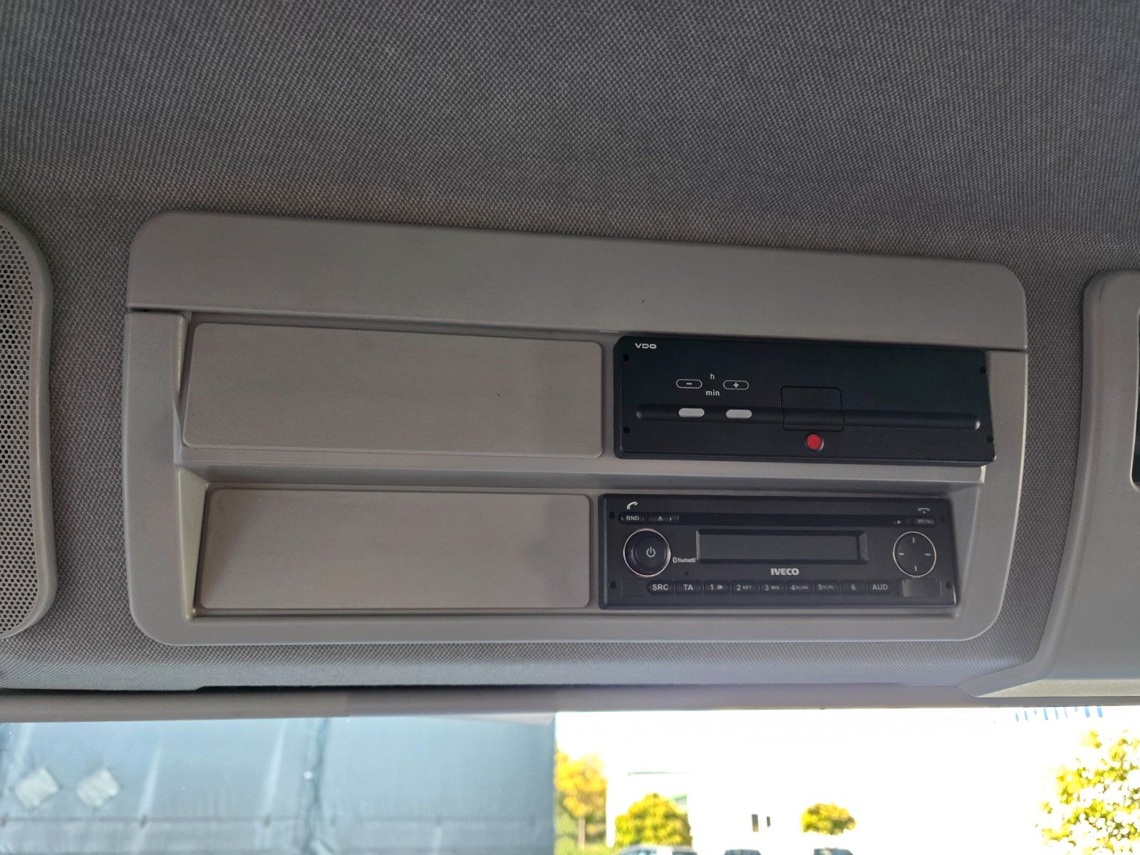 Fahrzeugabbildung Iveco Eurocargo ML120E25 LBW 1.500 3 Sitze Klima