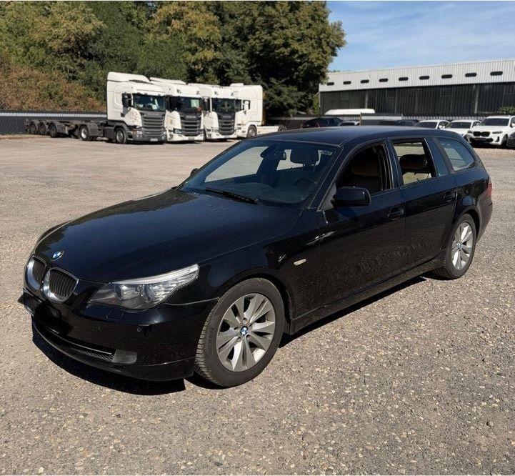 BMW 525 2009 — engine 197 HP (145kW)
