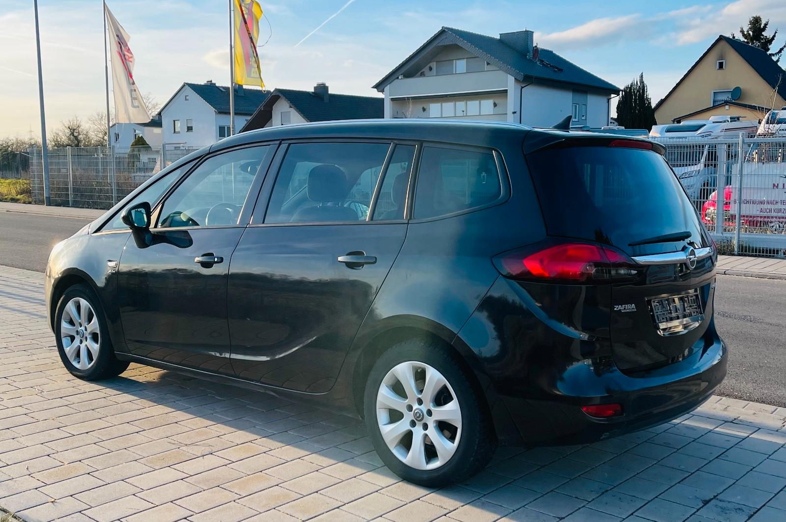 Opel Zafira Active 7 Sitzer