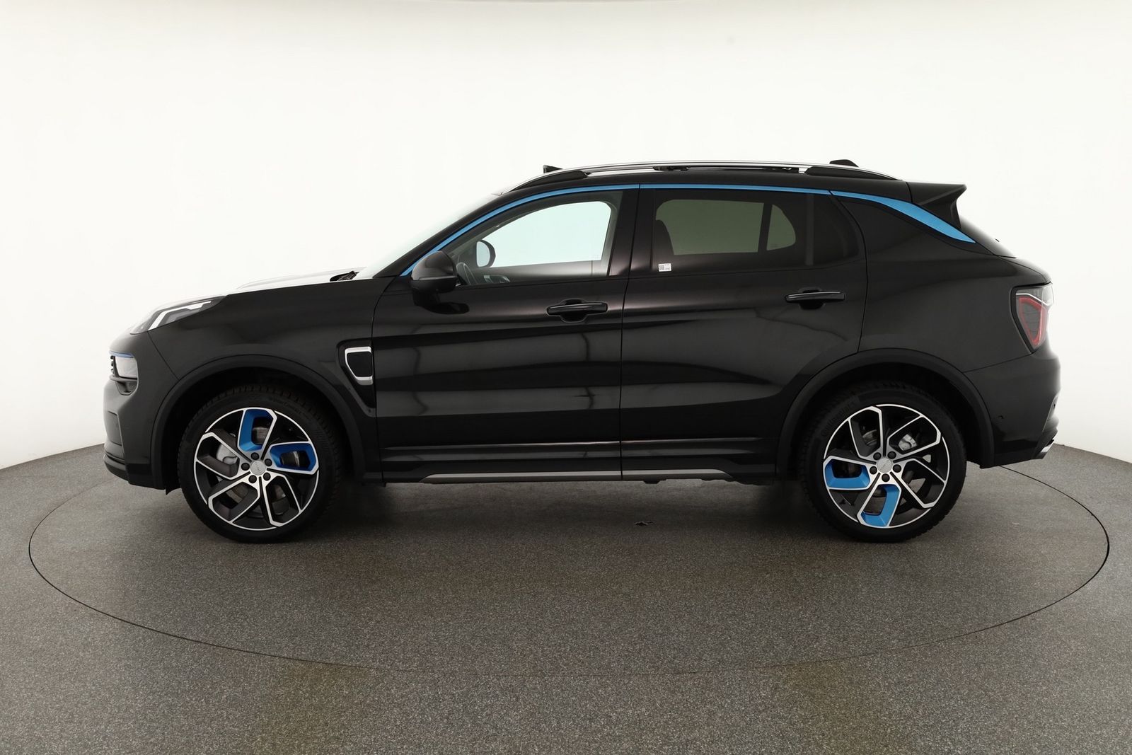 Lynk&Co 01 1.5 TD PHEV Aut. LED Panorama 360° Totwinkel imagem 2