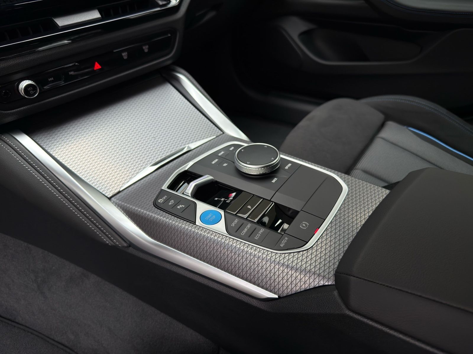 BMW i4 - Bild 11