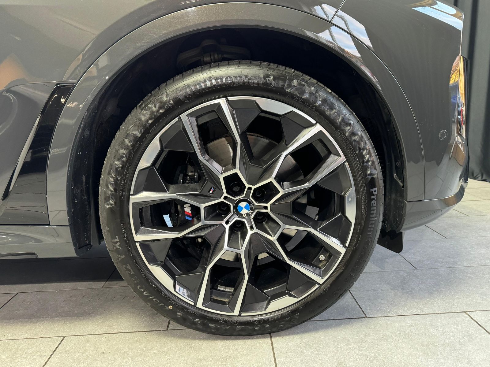 Fahrzeugabbildung BMW X7 xDrive 40 d M Sport Pro |22-ZOLL|7 SITZE|AHK