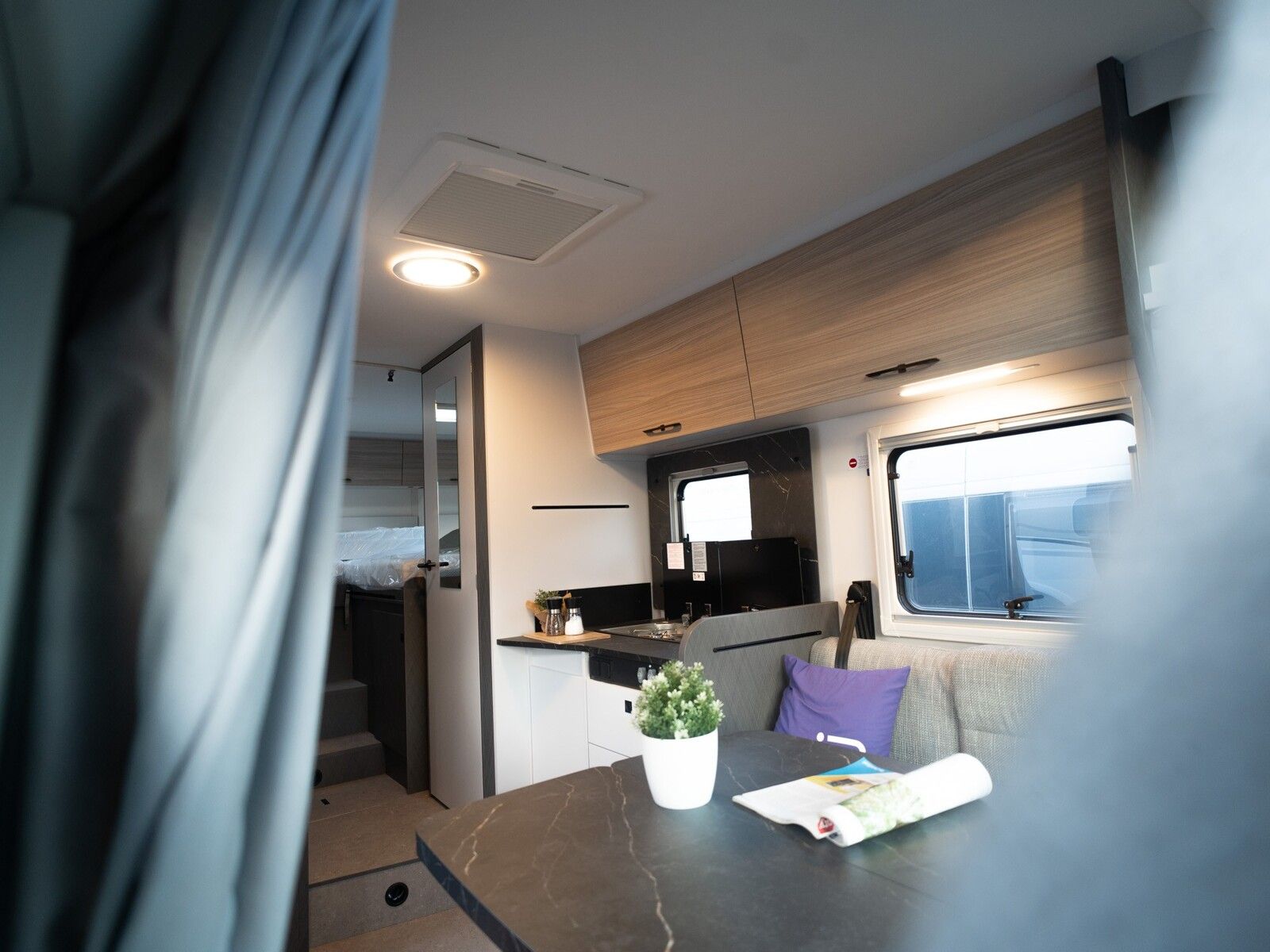 Fahrzeugabbildung Etrusco T-Modell Base 7.4 SBC MJ26*Markise*Pakete