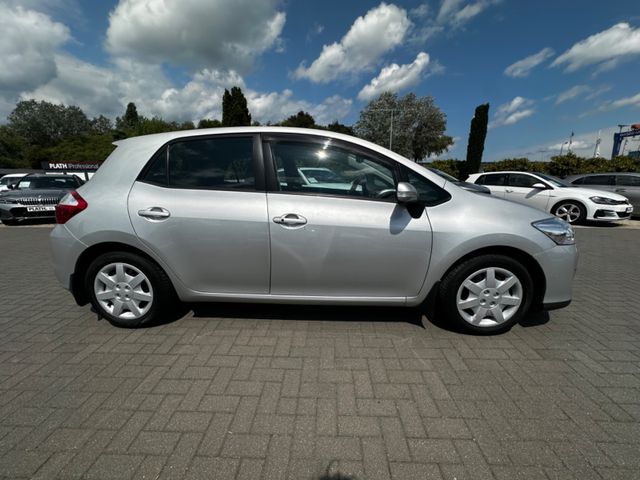 Toyota Auris  Hybrid Executive