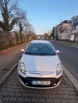 Fiat Punto Evo 1.4L 77PS|Start&Stopp|PDC|Scheckheft - Fiat Punto in Frankfurt (Main)