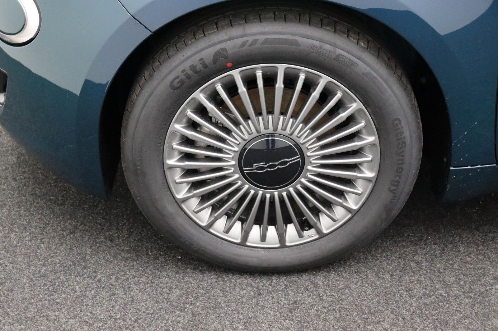 Fahrzeugabbildung Fiat 500 1.0 FireFly Hybrid Torino